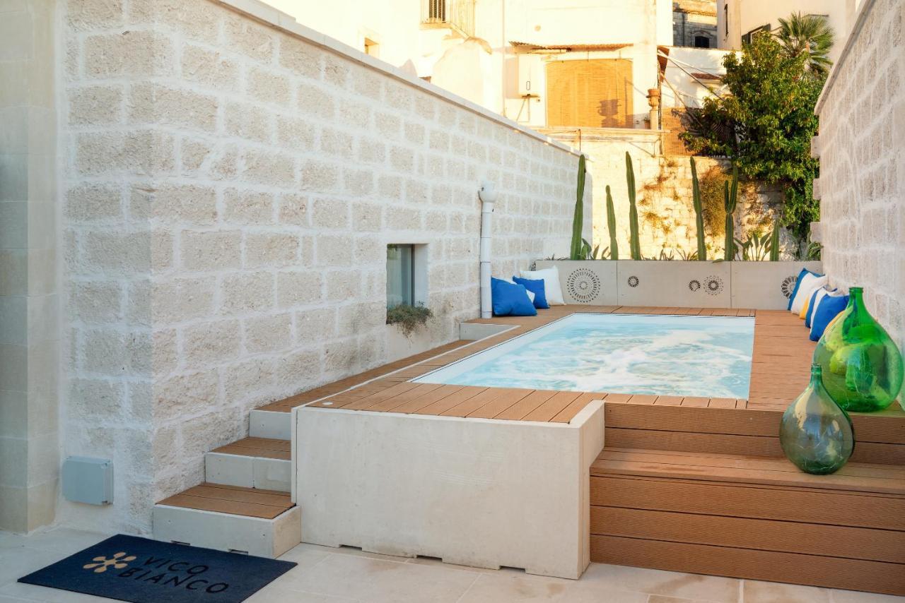 Palazzo Vico Bianco Raro Villas Homes Collection 奥斯图尼 外观 照片