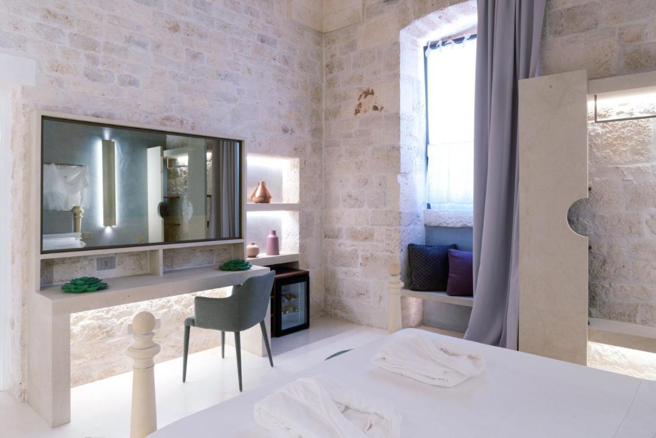 Palazzo Vico Bianco Raro Villas Homes Collection 奥斯图尼 外观 照片