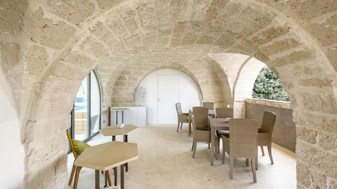 Palazzo Vico Bianco Raro Villas Homes Collection 奥斯图尼 外观 照片