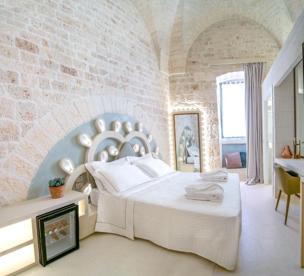 Palazzo Vico Bianco Raro Villas Homes Collection 奥斯图尼 外观 照片